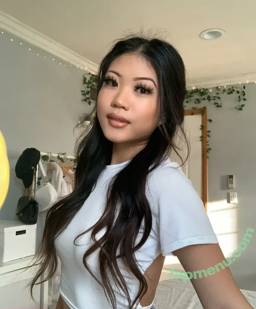 Angela Nguyen nude photo #0002 (angelanguyyen)