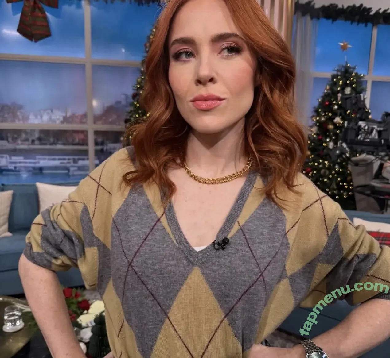 Angela Scanlon nude photo #0024 (angelascanlon)