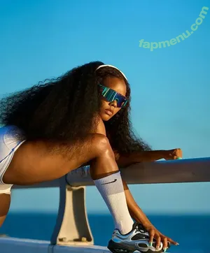 Angela Simmons / angelasimmons nude photo #0354