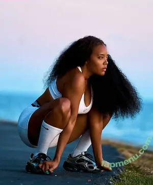 Angela Simmons / angelasimmons nude photo #0355