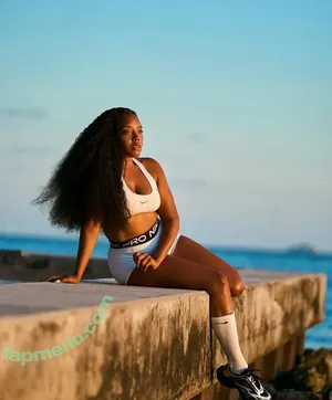 Angela Simmons / angelasimmons nude photo #0356