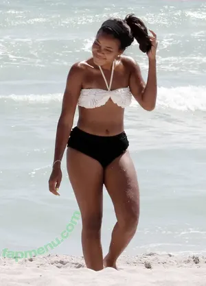 Angela Simmons / angelasimmons nude photo #0435