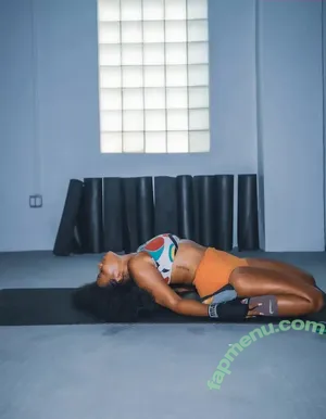 Angela Simmons / angelasimmons nude photo #0549