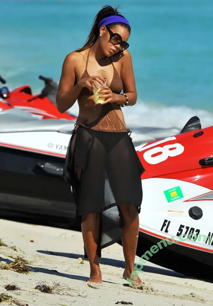 Angela Simmons nude photo #0388 (angelasimmons)