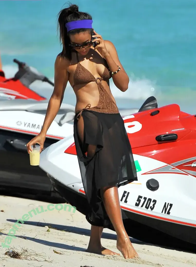 Angela Simmons nude photo #0390 (angelasimmons)