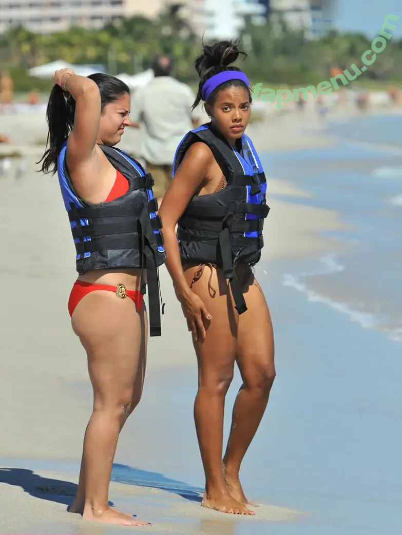 Angela Simmons nude photo #0399 (angelasimmons)