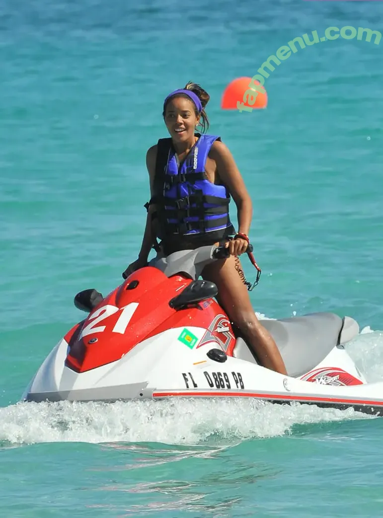 Angela Simmons nude photo #0404 (angelasimmons)