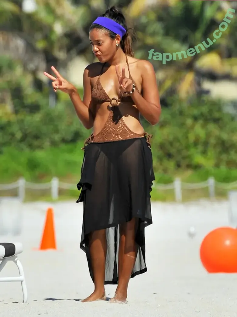 Angela Simmons nude photo #0406 (angelasimmons)