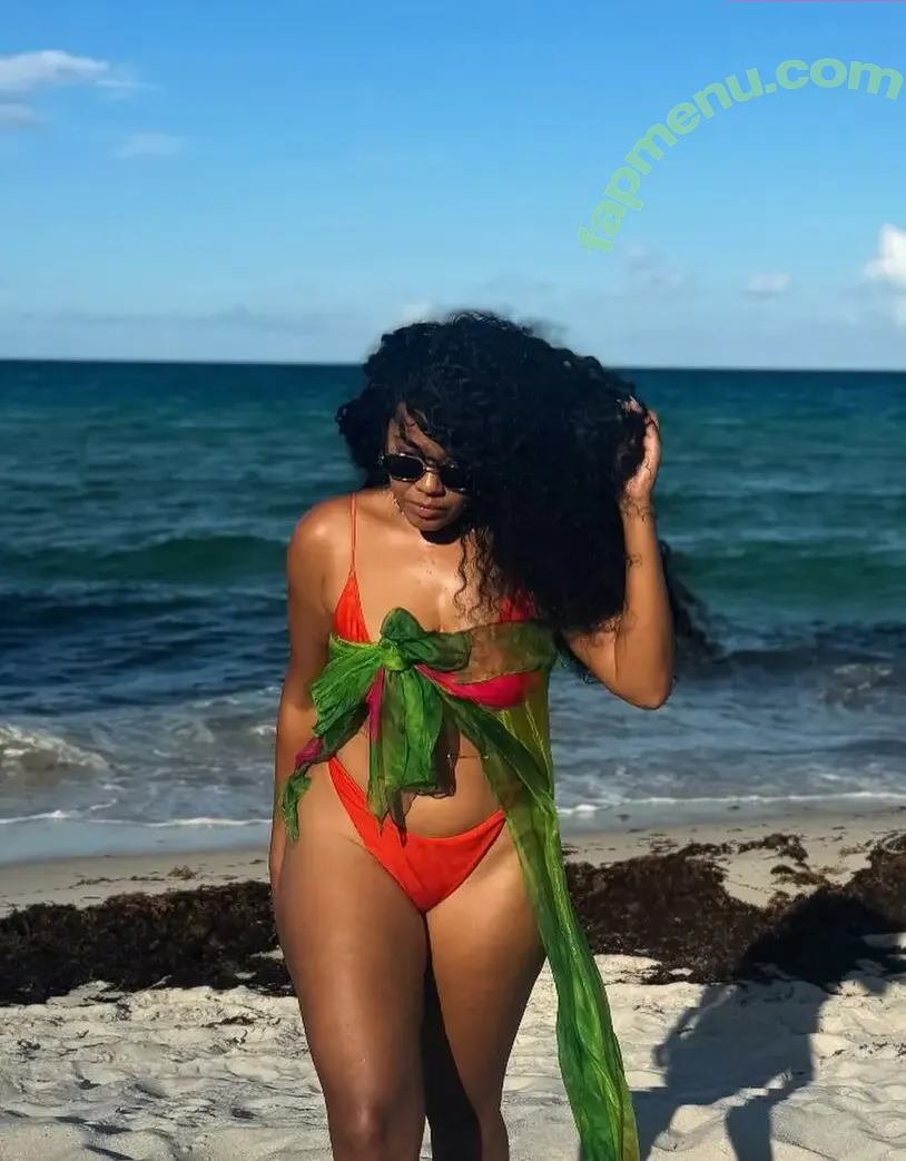 Angela Simmons nude photo #0473 (angelasimmons)