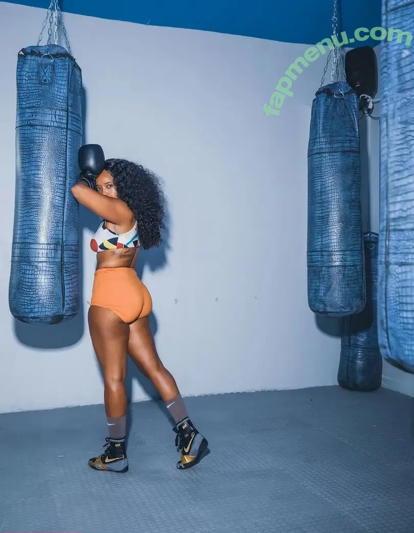 Angela Simmons nude photo #0547 (angelasimmons)