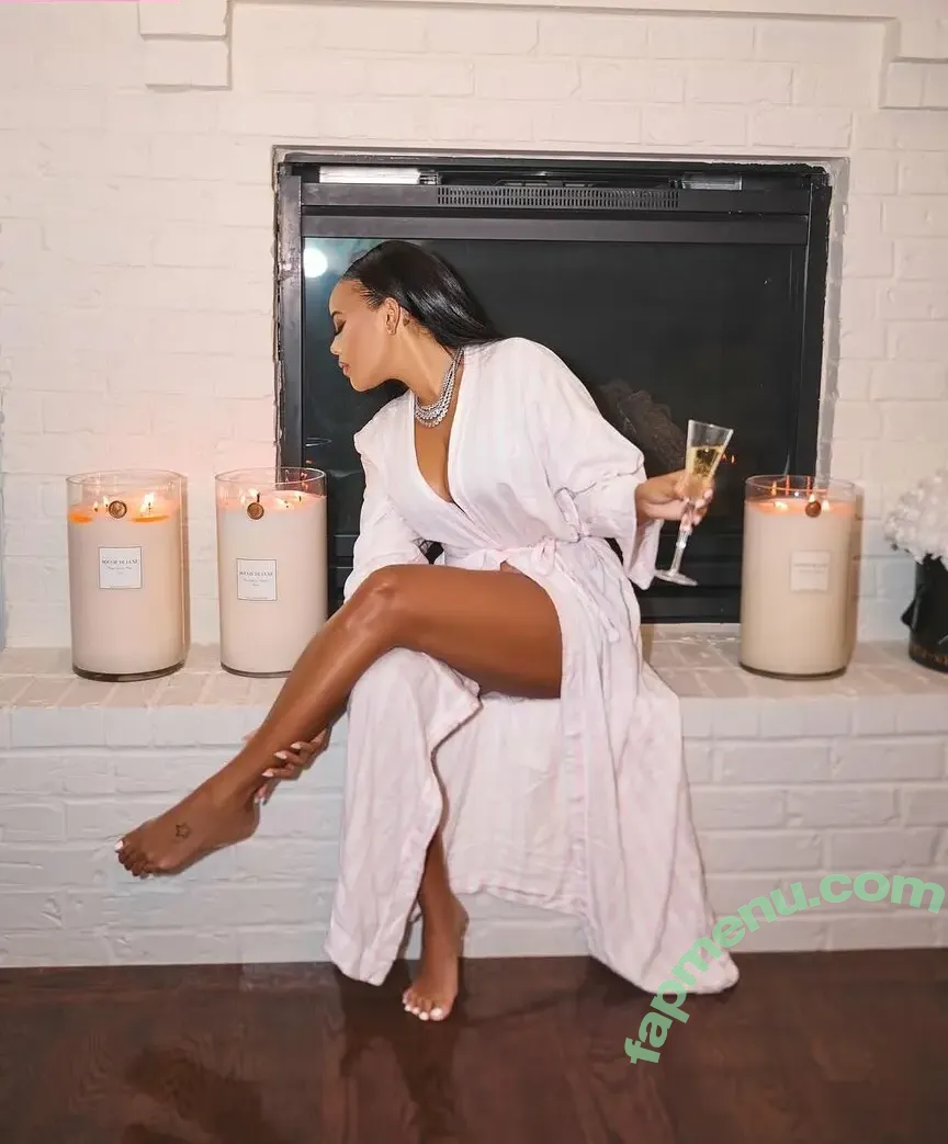 Angela Simmons nude photo #0554 (angelasimmons)