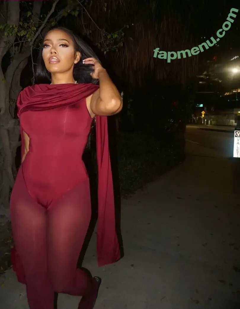 Angela Simmons nude photo #0585 (angelasimmons)