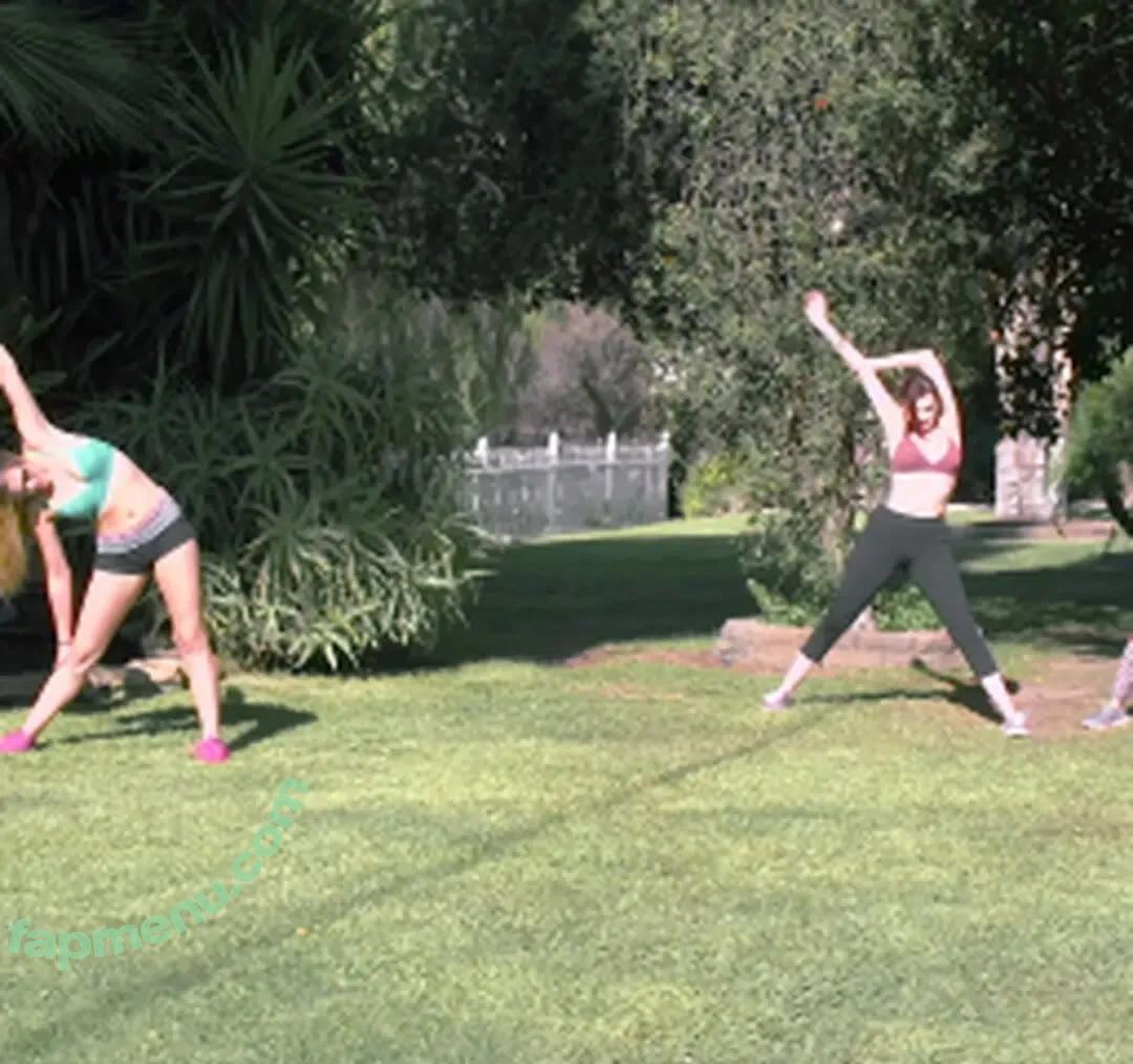 Angela White nude photo #0005 (ANGELAWHITE / theangelawhite)