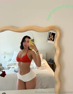 Angelaalvarez / angeelaalvarezz nude photo #0006