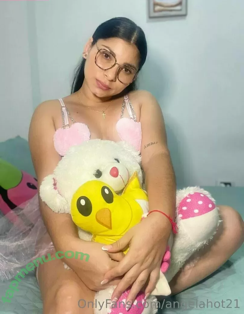 angelahot21 nude photo #0113 (lilhunee21)
