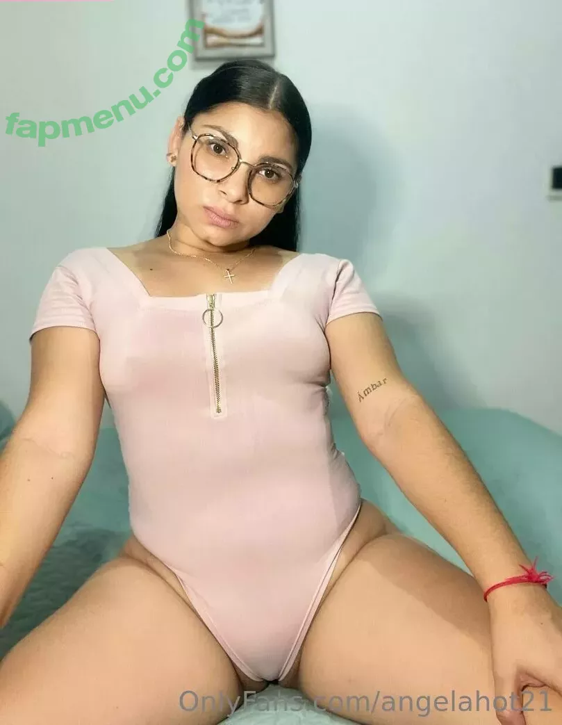 angelahot21 nude photo #0287 (lilhunee21)