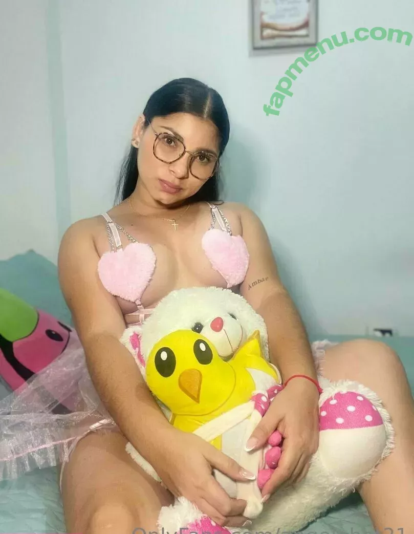 angelahot21 nude photo #0452 (lilhunee21)