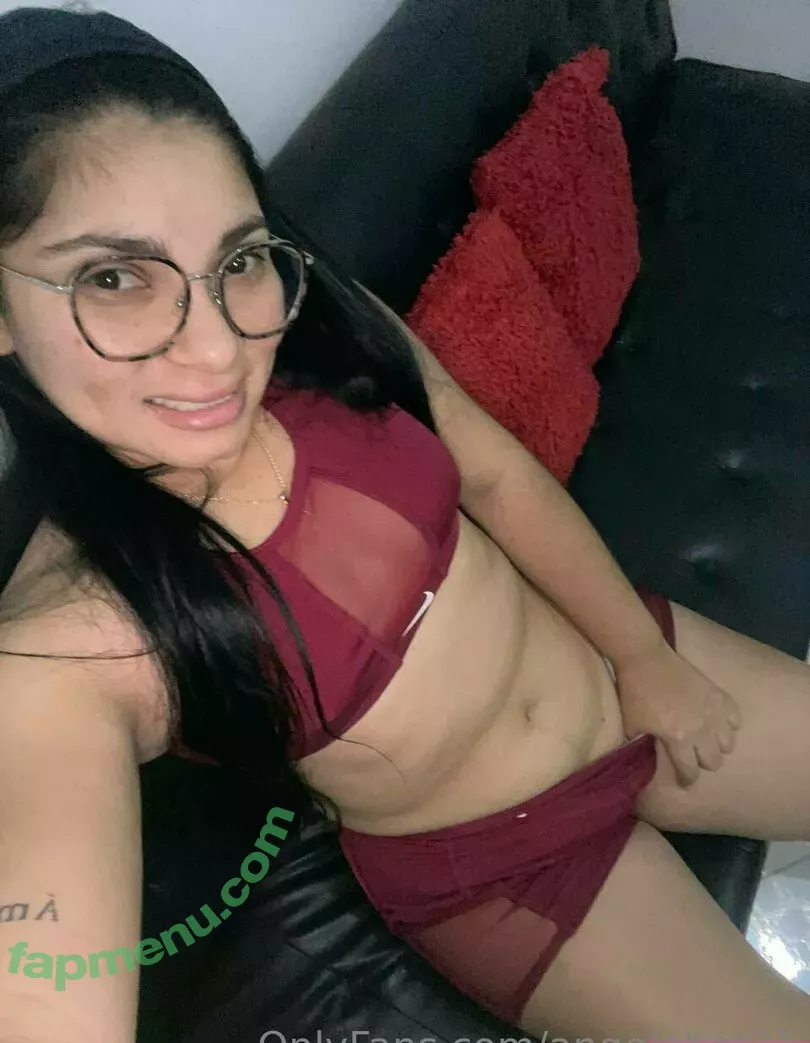 angelahot21 nude photo #0551 (lilhunee21)