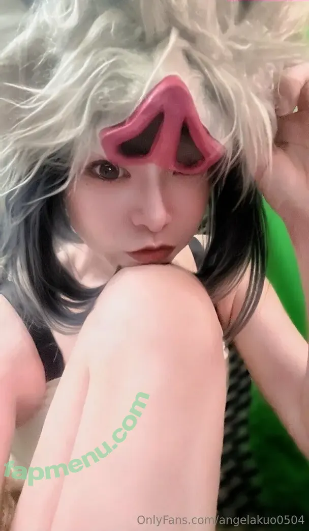angelakuo0504 nude photo #0021 (angelakuo0504)