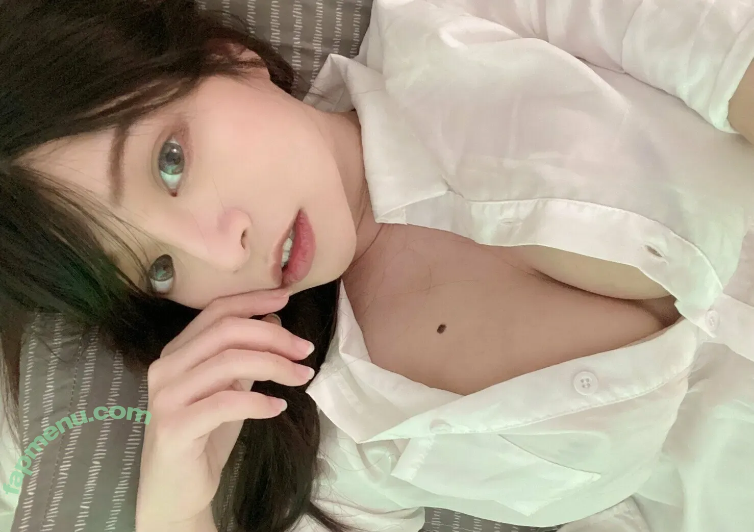 angelakuo0504 nude photo #0034 (angelakuo0504)