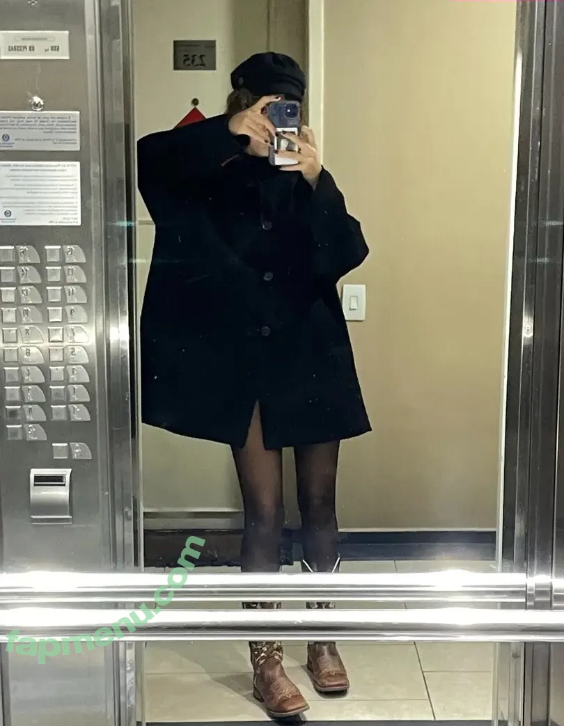 angelarrochista nude photo #0099 (Angel(a Grimes / Maria de Almeida / aangelarrochista / mrs_arockstar)