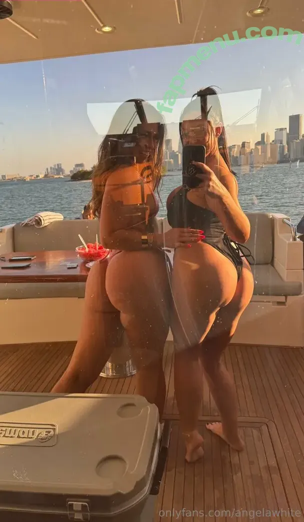 angelawhite nude photo #0008 (theangelawhite)