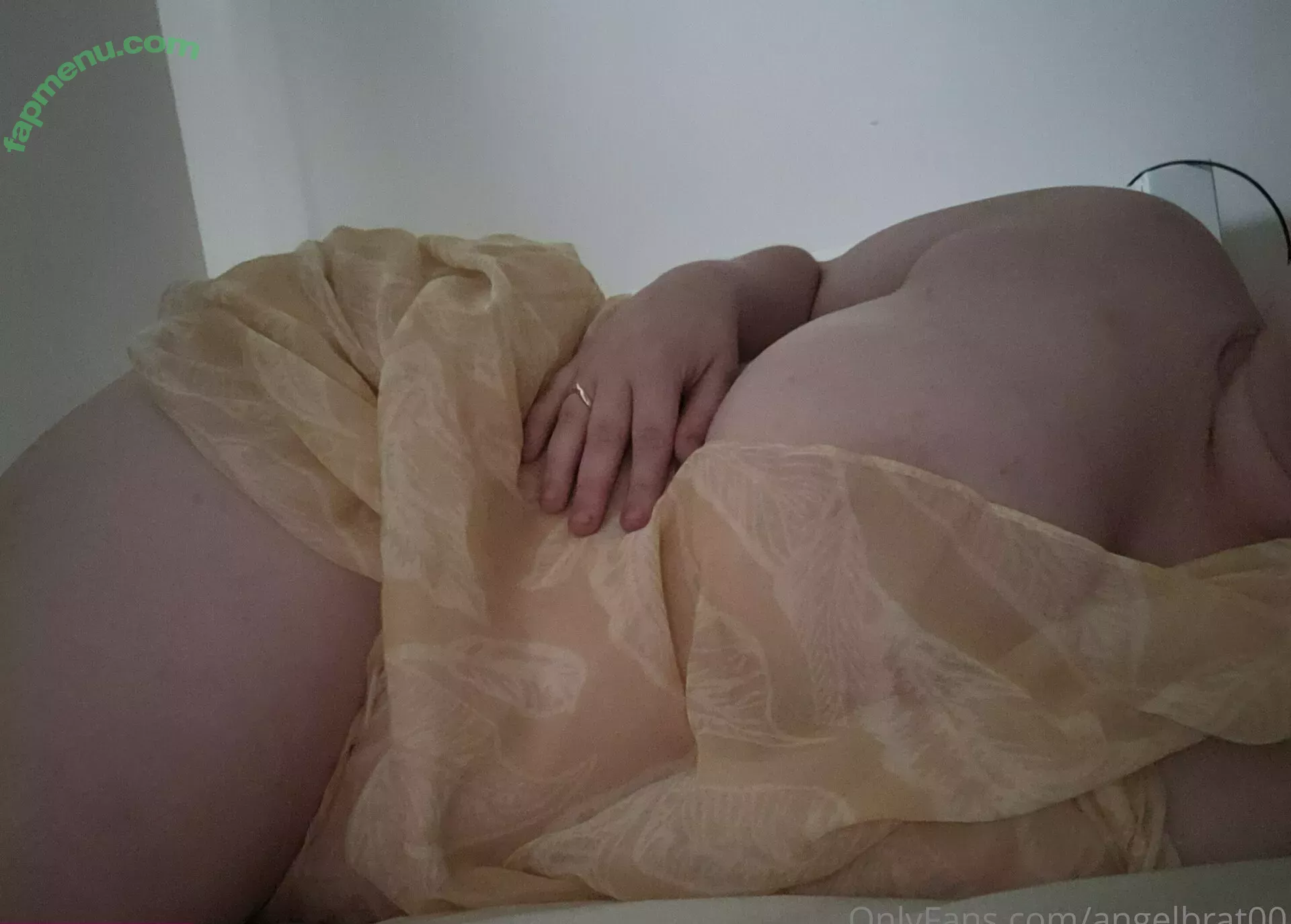 angelbrat00 nude photo #0014 (angel_bajaj00)