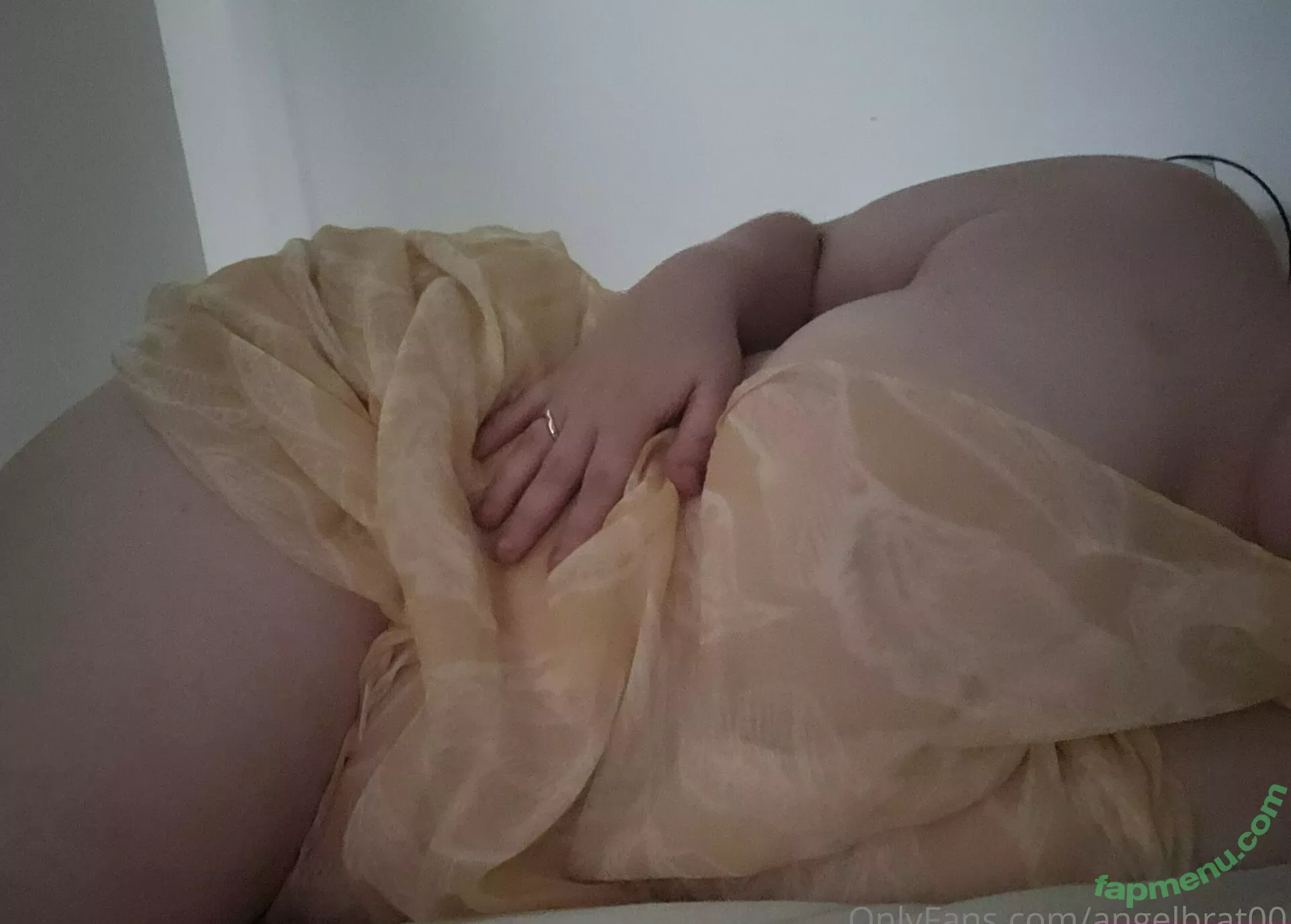 angelbrat00 nude photo #0015 (angel_bajaj00)