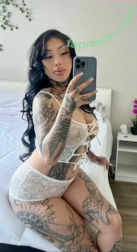 angelbxbys nude photo #0028 (Angelbxby / Angelcakess)