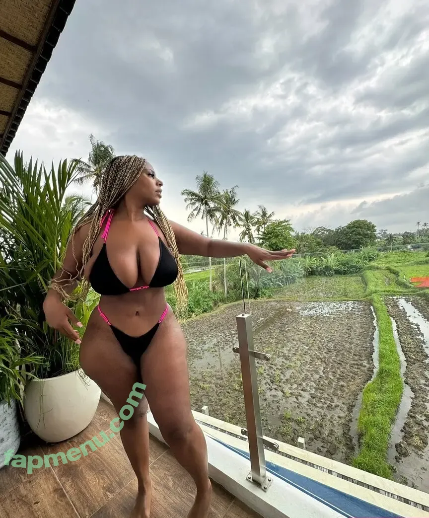 angelcakes.10 nude photo #0049 (angelcakescupcakes / bbangelcakes)