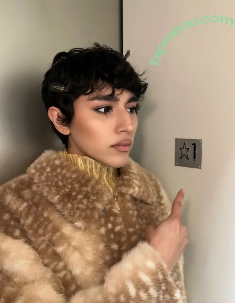 angelcapo nude photo #0011 (angelcapo)