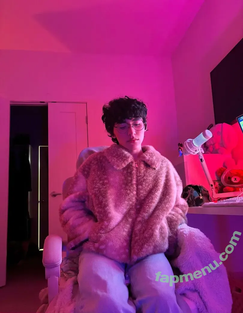 angelcapo nude photo #0014 (angelcapo)