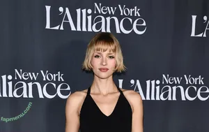 Angèle Van Laeken / angele_vl / u147788082 nude photo #0191