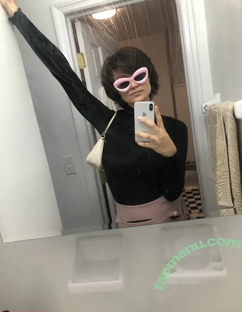 angeleven nude photo #0023 (Anaïs / ShiftAccomplished579 / angeleleven)