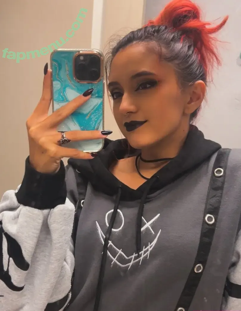 AngelEyesAli nude photo #0059 (AliMyGuy / angel.eyes.ali)