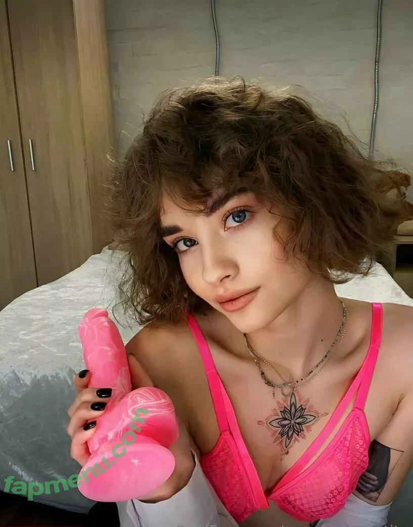 angelica_big_tits nude photo #0633 (angelica_big_tits)