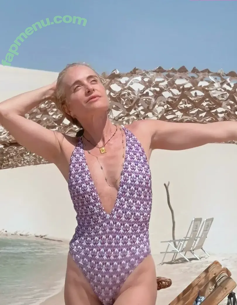 angelicaksy nude photo #0104 (angelicaksy)