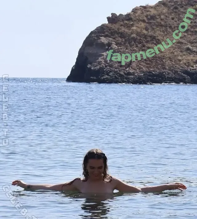 angelicasoko nude photo #0097 (angelicasoko)