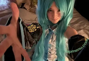 Angelina Fishtank / 2and3dar_t / Purplemoths143 / angelinnareyes / purplemoths nude photo #0142