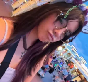 Angelina Fishtank / 2and3dar_t / Purplemoths143 / angelinnareyes / purplemoths nude photo #0159