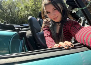 Angelina Fishtank / 2and3dar_t / Purplemoths143 / angelinnareyes / purplemoths nude photo #0180