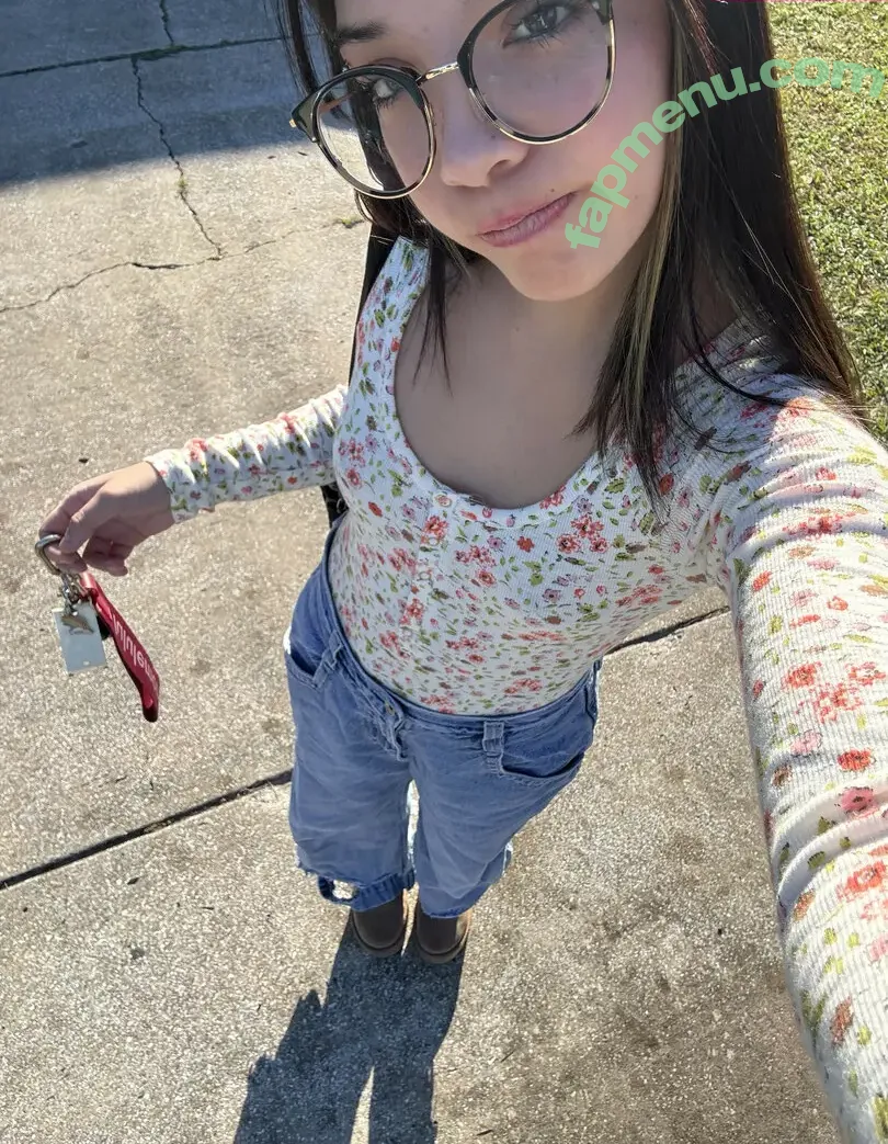 Angelina Fishtank nude photo #0172 (2and3dar_t / Purplemoths143 / angelinnareyes / purplemoths)