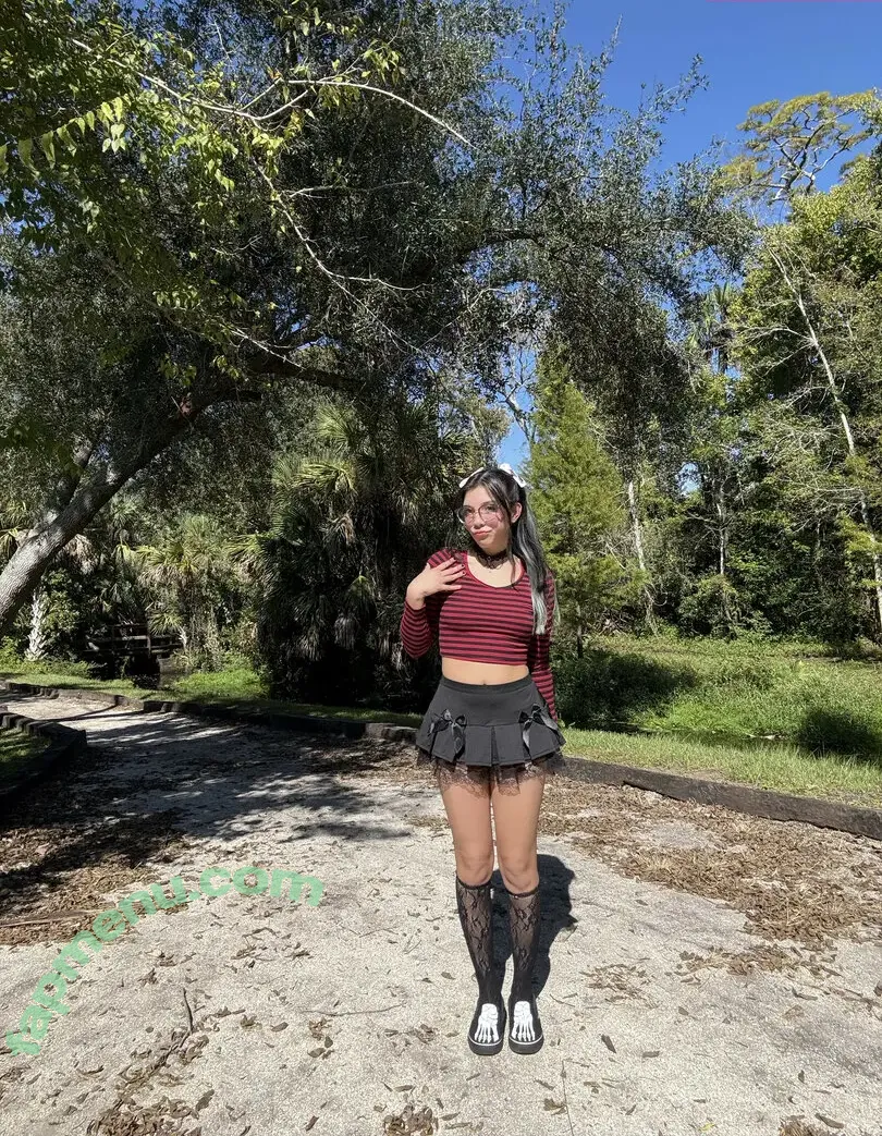 Angelina Fishtank nude photo #0178 (2and3dar_t / Purplemoths143 / angelinnareyes / purplemoths)