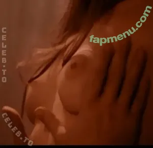 Angelina Jolie / Jolie1975 / angelinajolie nude photo #0910