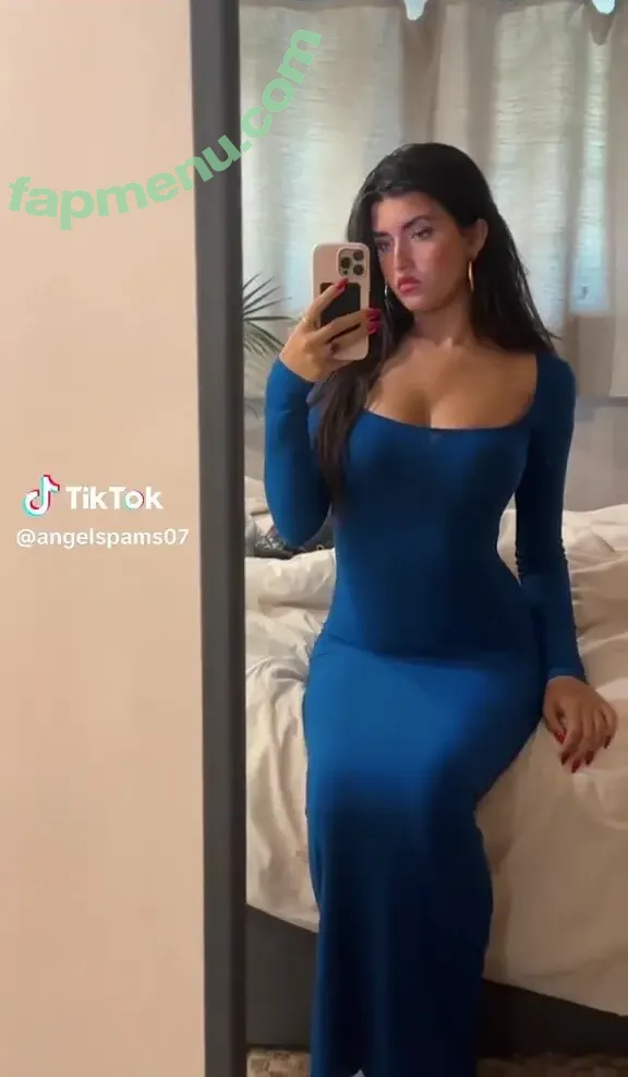 Angelina Jordan nude photo #0020 (Singer / angelinajordana)