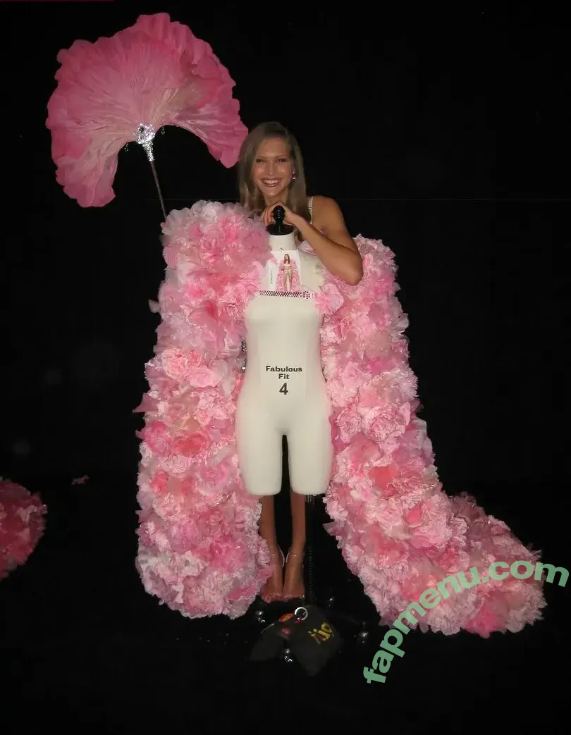 Angelina Kendall nude photo #0015 (angelinakendall_)