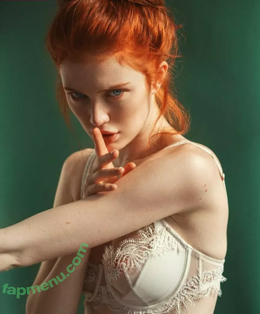 Angelina Michelle nude photo #0157 (angelin_a_michelle)