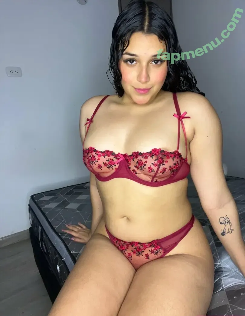 angelinebabiee nude photo #0072 (angelinababiee)