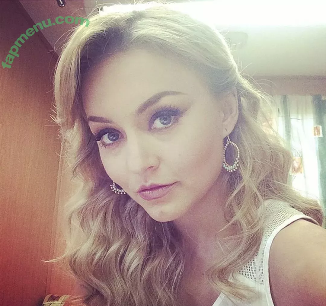 Angelique Boyer nude photo #0127 (angeliqueboyer)