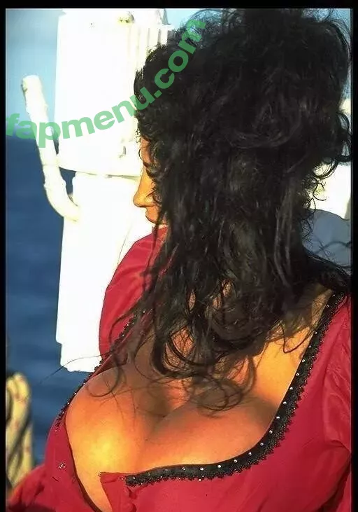 Angelique Dos Santos nude photo #0053 (Busty Angelique / karolhann)